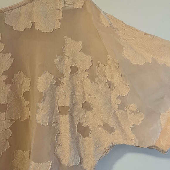 Wilfred (Aritzia): Blayze Blouse - Picture 3 of 4